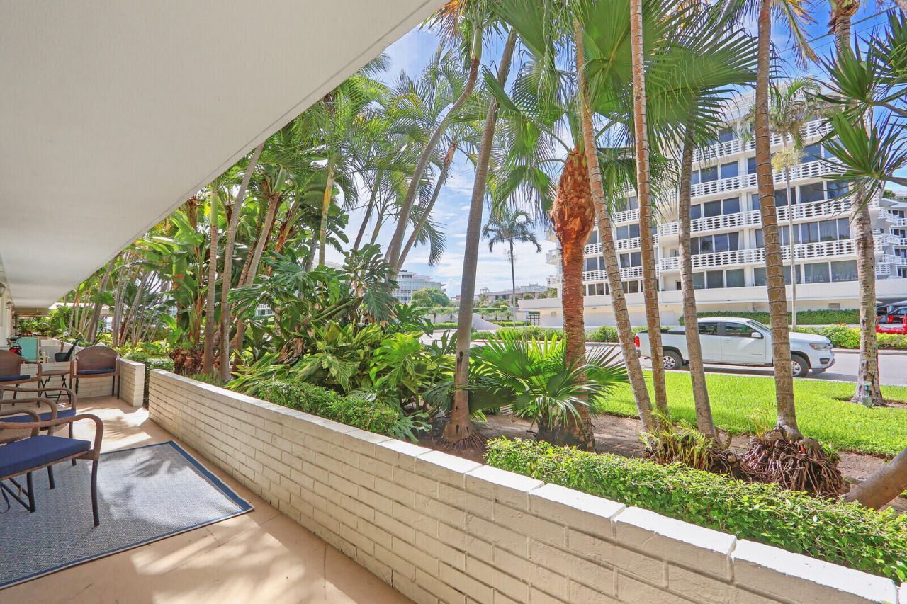 139 Sunrise Avenue, Unit 1090, Palm Beach, FL 33480 Photo