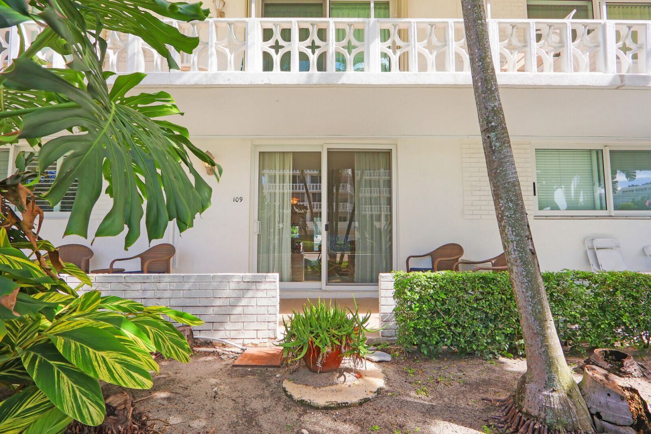 139 Sunrise Avenue, Unit 1090, Palm Beach, FL 33480 Photo