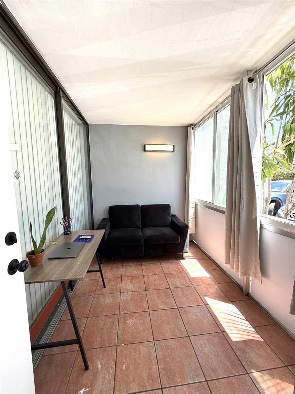 2741 E Taft Street, Unit 102, Hollywood, FL 33020 Photo