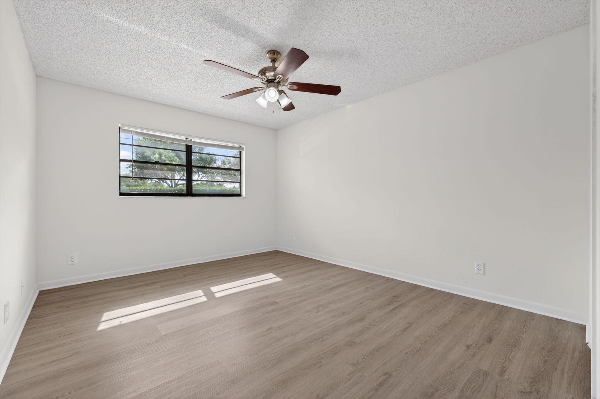 9401 NW 49th Place, Unit 29d, Sunrise, FL 33351 Photo