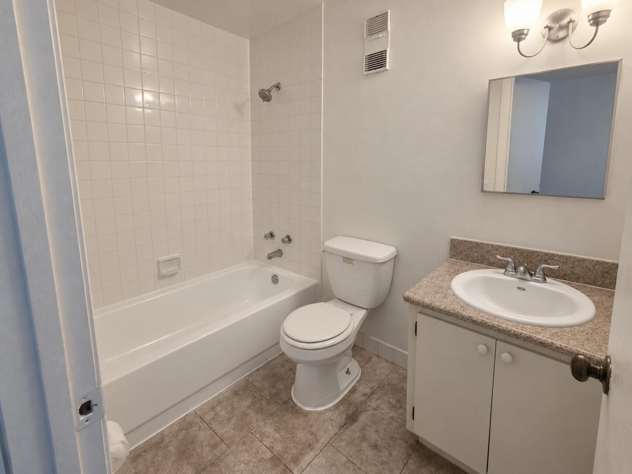 9401 NW 49th Place, Unit 29d, Sunrise, FL 33351 Photo