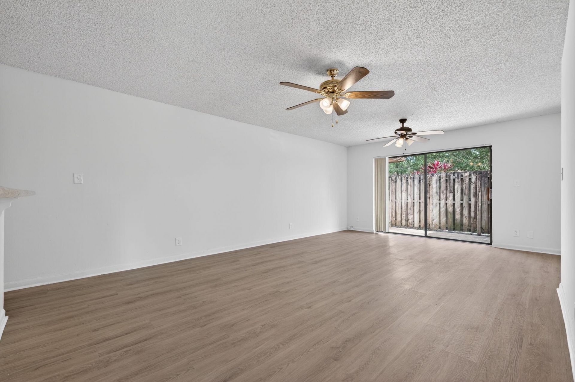 9401 NW 49th Place, Unit 29d, Sunrise, FL 33351 Photo
