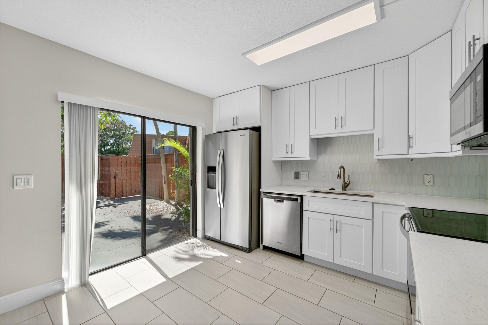 3900 SE County Line Road, Unit 27D, Tequesta, FL 33469 Photo