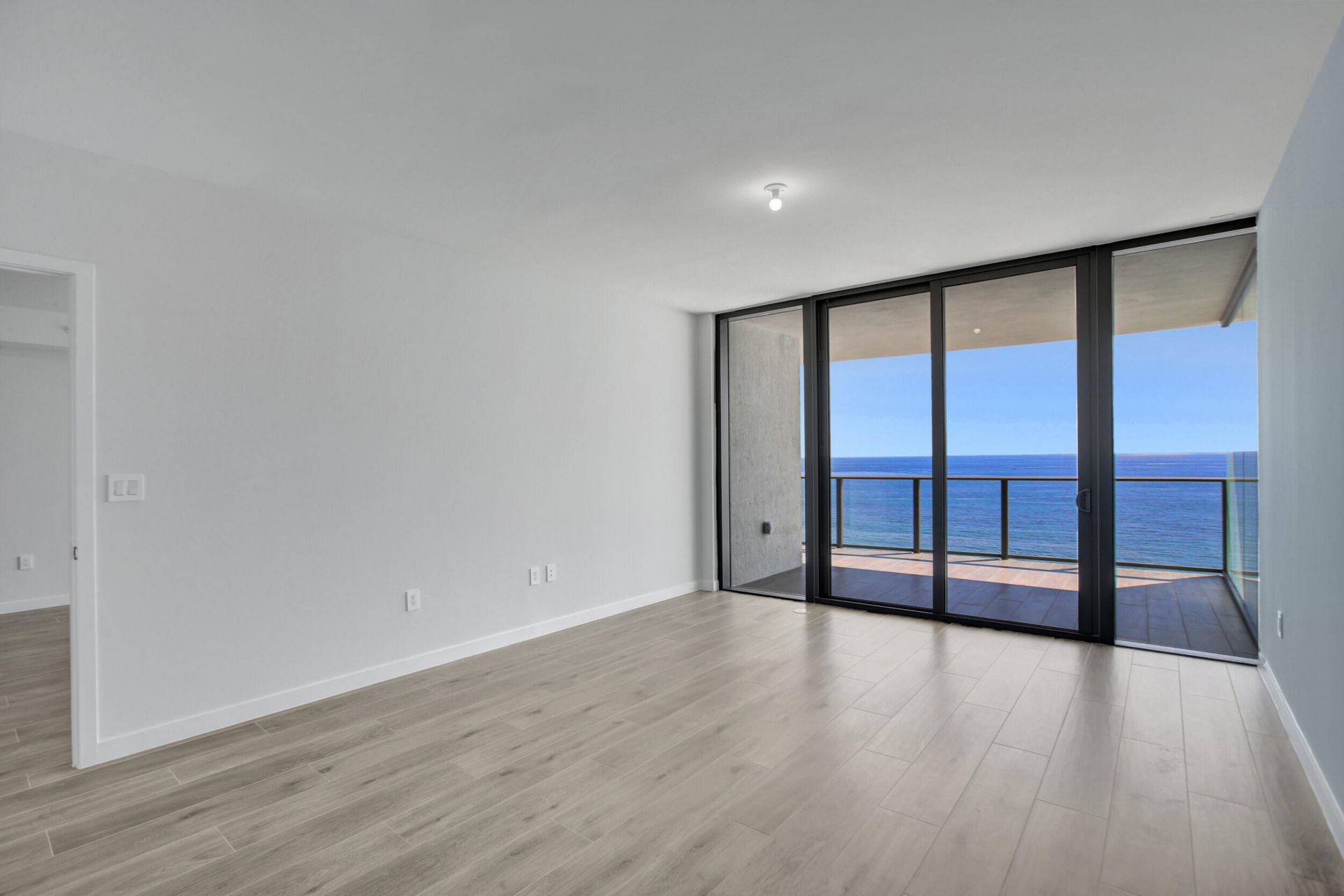 1116 N Ocean Boulevard, Unit 1804, Pompano Beach, FL 33062 Photo