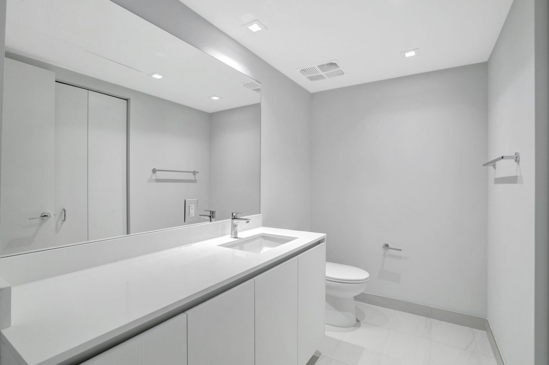 1116 N Ocean Boulevard, Unit 1804, Pompano Beach, FL 33062 Photo