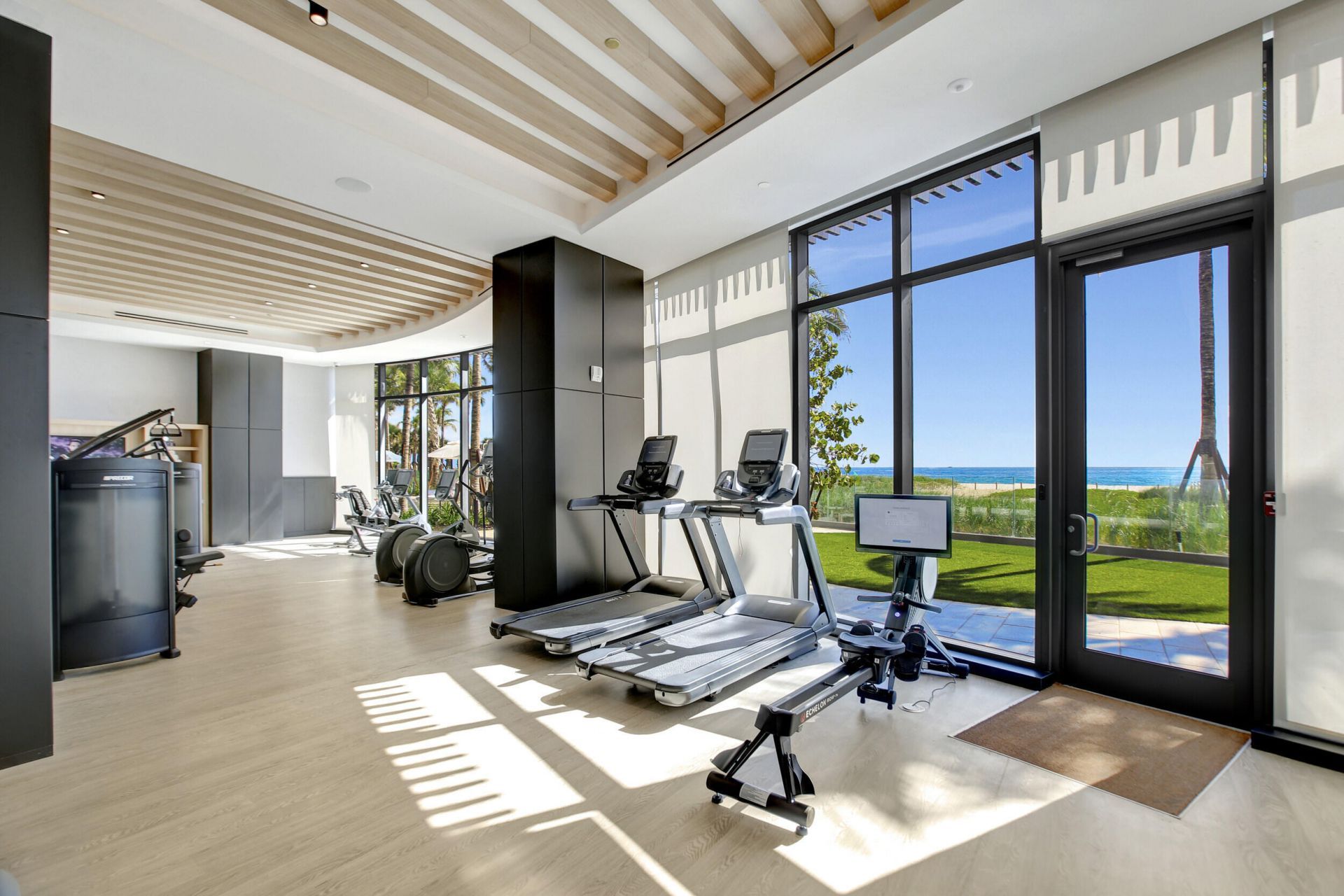 1116 N Ocean Boulevard, Unit 1804, Pompano Beach, FL 33062 Photo