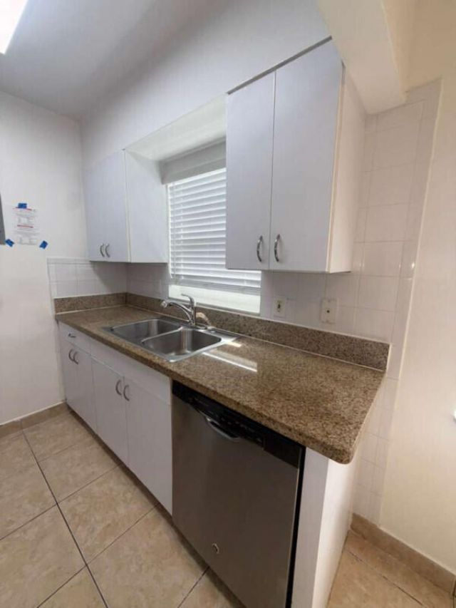 100 SW 10th Street, Unit 204, Fort Lauderdale, FL 33315 Photo