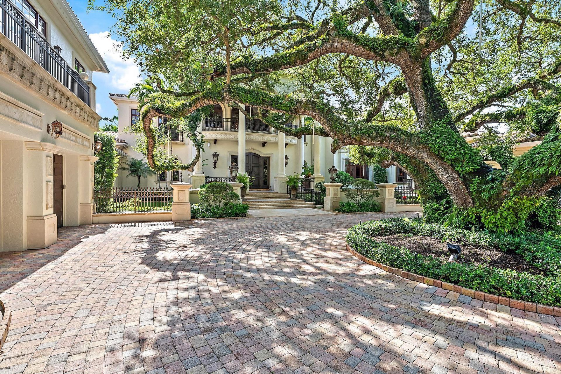 2330 Seven Oaks Lane, Palm Beach Gardens, FL 33410 Photo