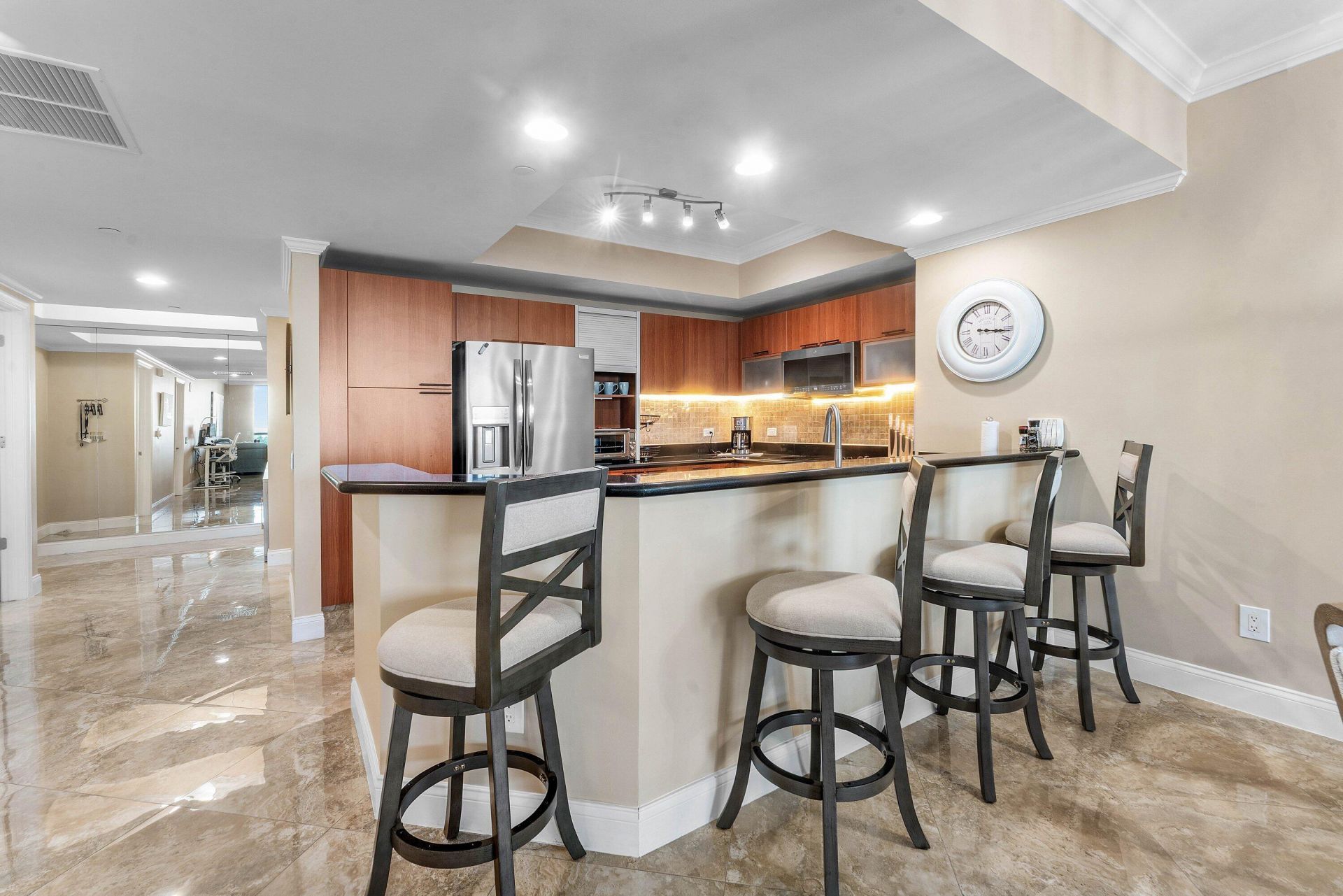 2640 Lake Shore Drive, Unit 1210, Riviera Beach, FL 33404 Photo