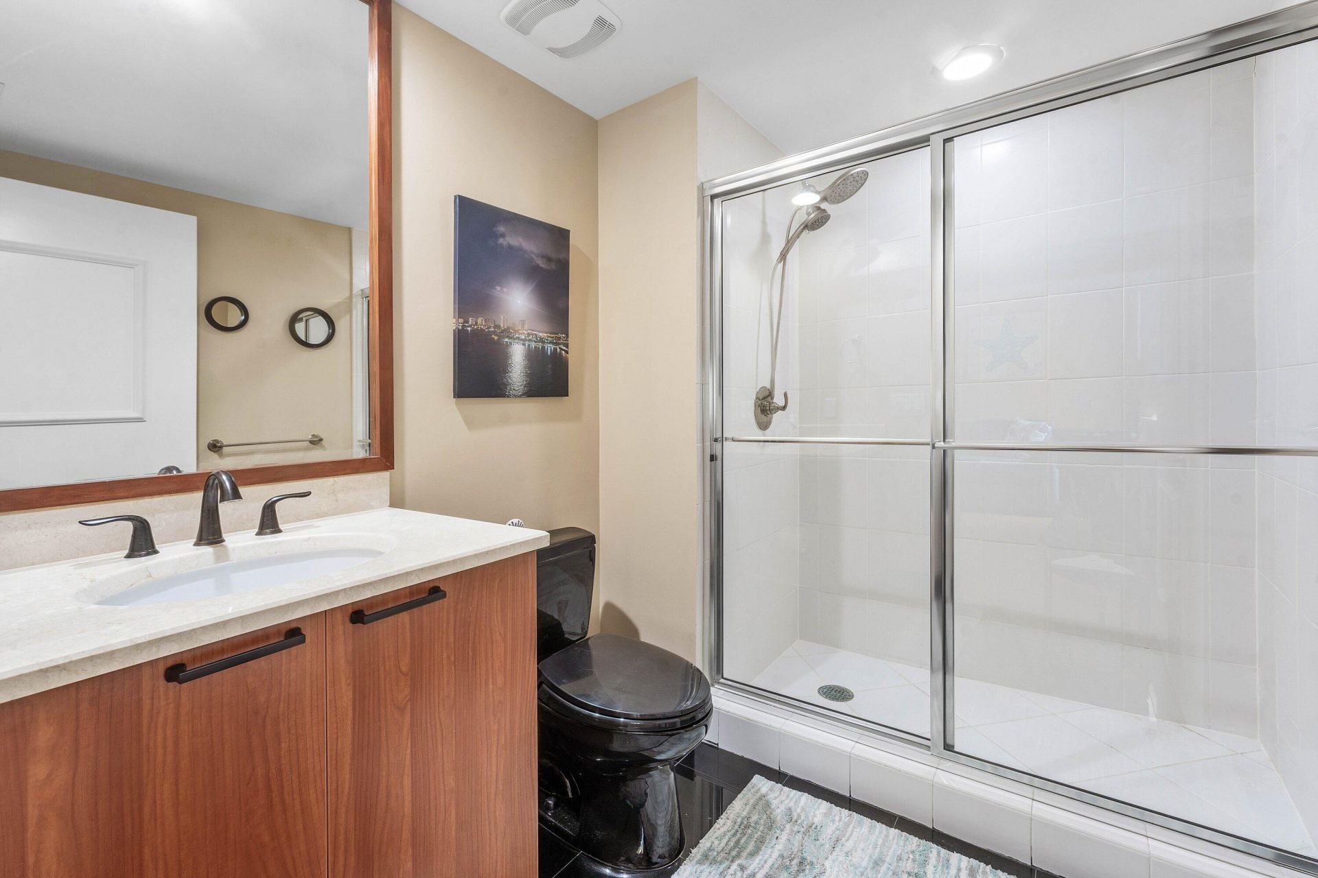 2640 Lake Shore Drive, Unit 1210, Riviera Beach, FL 33404 Photo