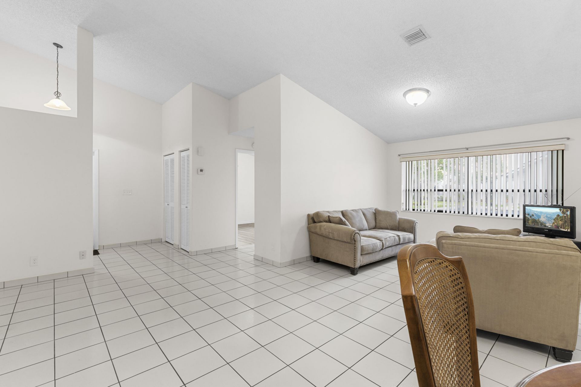 1001 NW 79th Avenue, Plantation, FL 33322 Photo