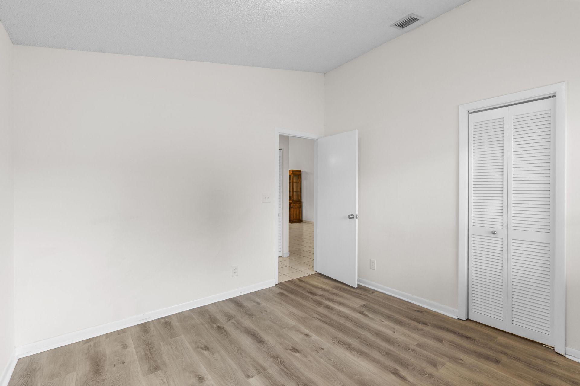 1001 NW 79th Avenue, Plantation, FL 33322 Photo