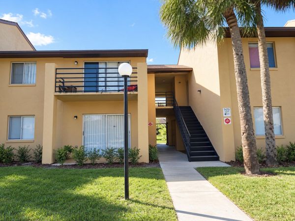 5220 VIA HACIENDA Circle, Unit #212, Orlando, FL 32839