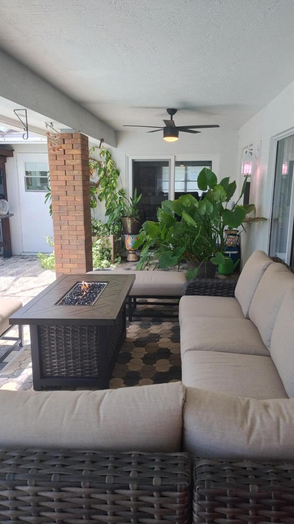 1134 SE Mendoza Avenue, Port Saint Lucie, FL 34952 Photo