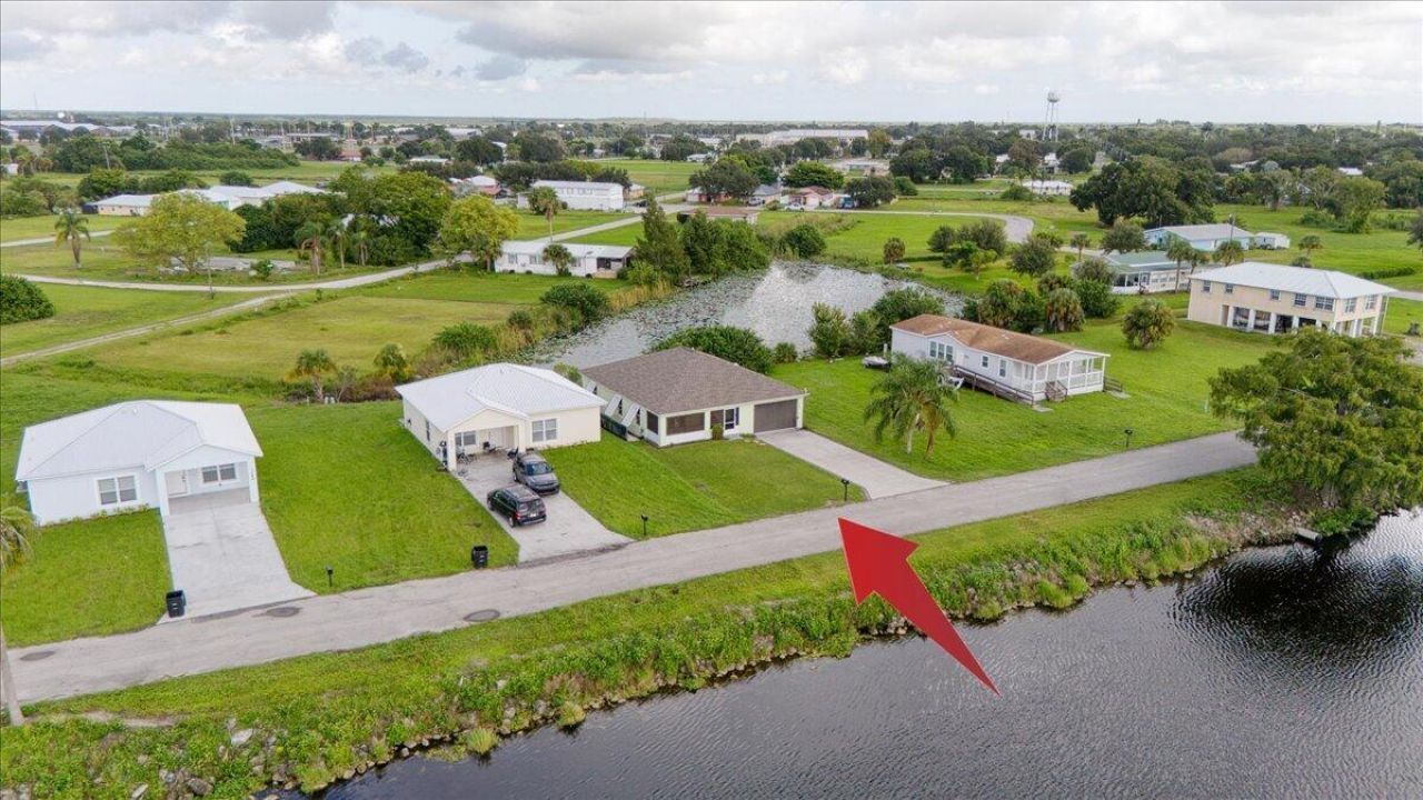 908 Riverside Drive Sw, Moore Haven, FL 33471 Photo