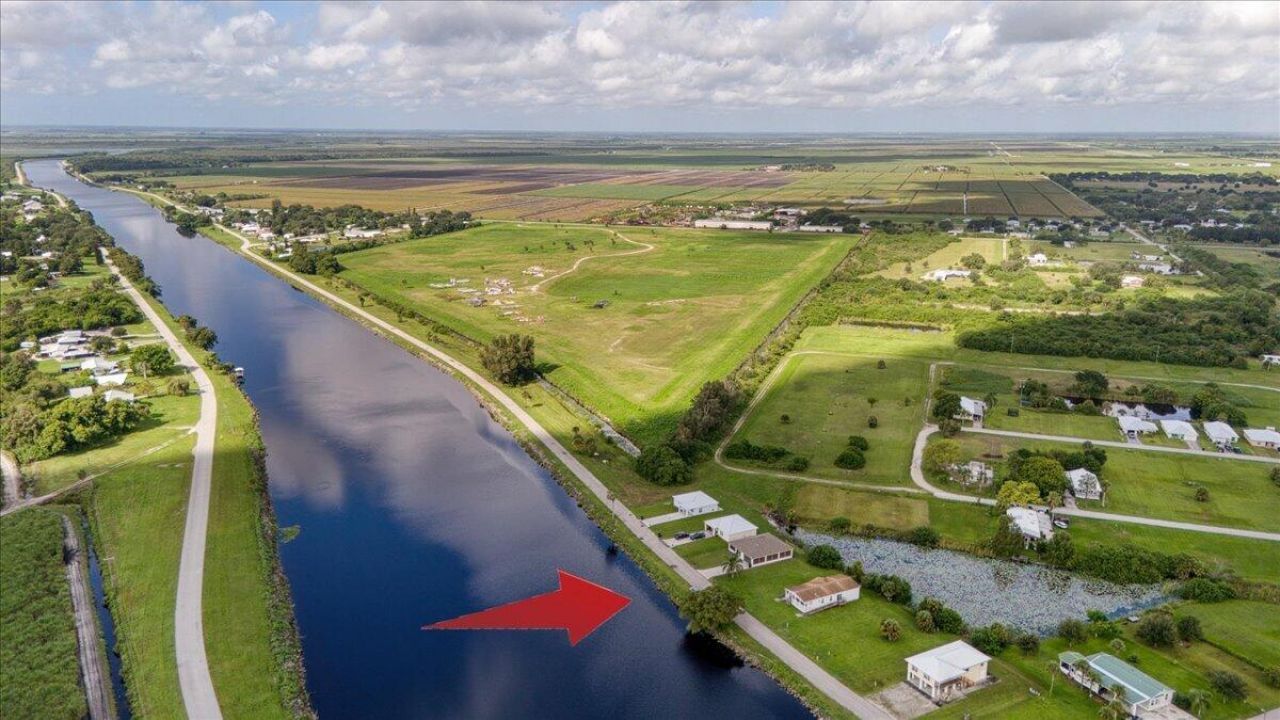 908 Riverside Drive Sw, Moore Haven, FL 33471 Photo