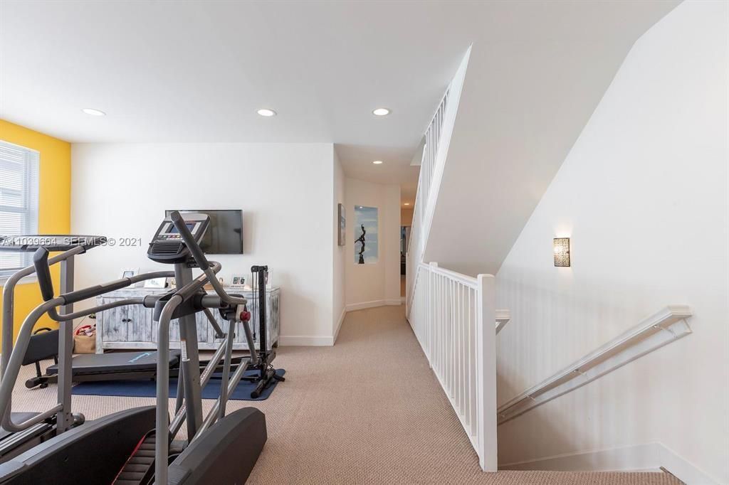 213 SW 11th Street, Unit 213, Fort Lauderdale, FL 33315 Photo