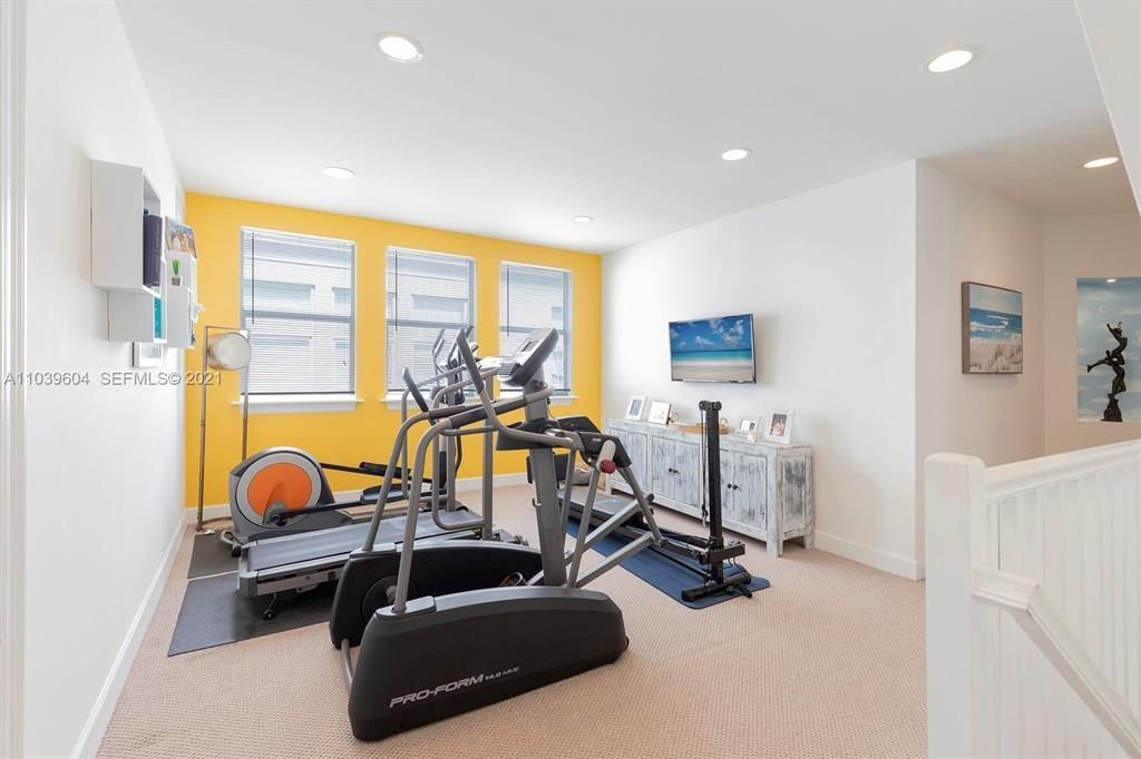 213 SW 11th Street, Unit 213, Fort Lauderdale, FL 33315 Photo