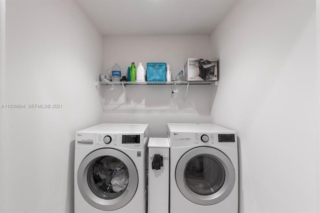 213 SW 11th Street, Unit 213, Fort Lauderdale, FL 33315 Photo