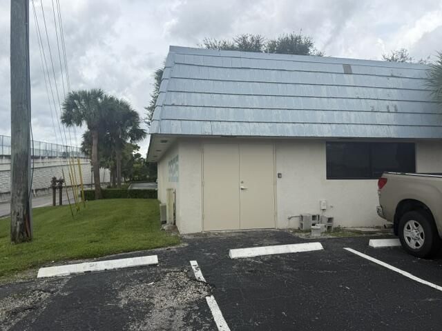 3925 Investment Lane, Unit 32, West Palm Beach, FL 33422 Photo
