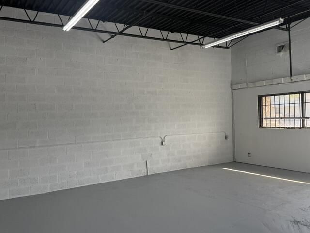 3925 Investment Lane, Unit 32, West Palm Beach, FL 33422 Photo