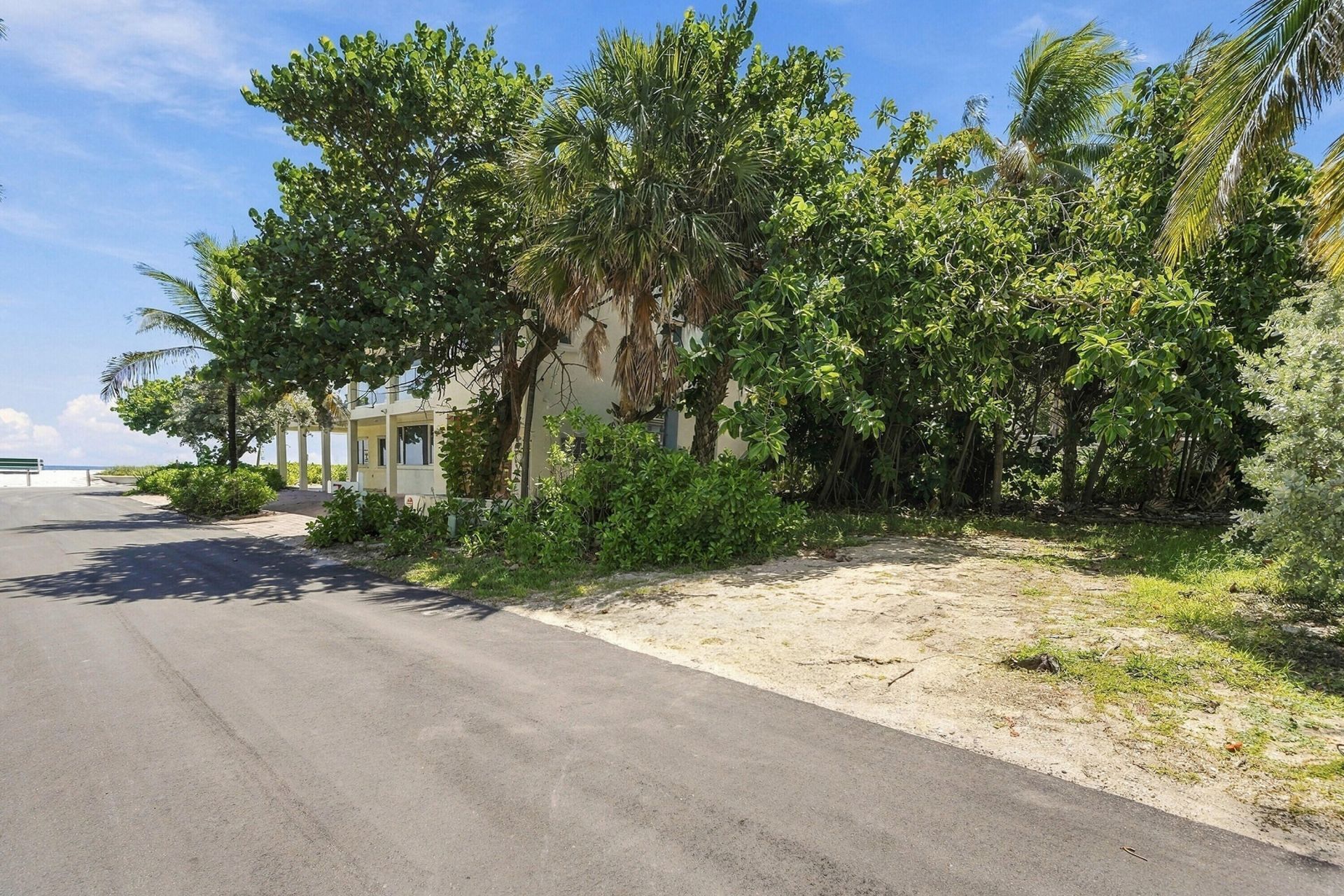 308 Balboa Street, Hollywood, FL 33019 Photo