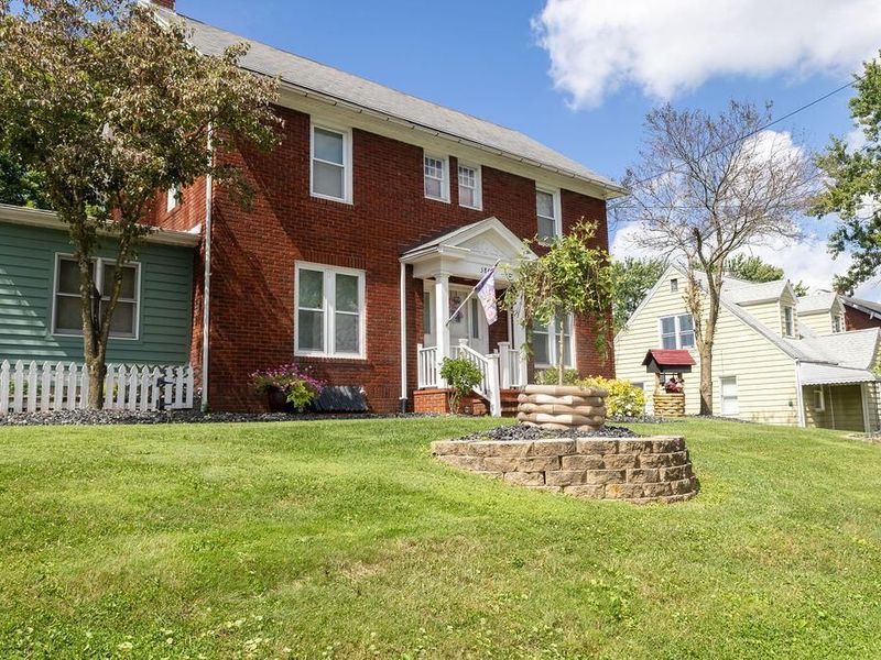 384 Sturges Avenue, Mansfield, OH 44903 Photo 2
