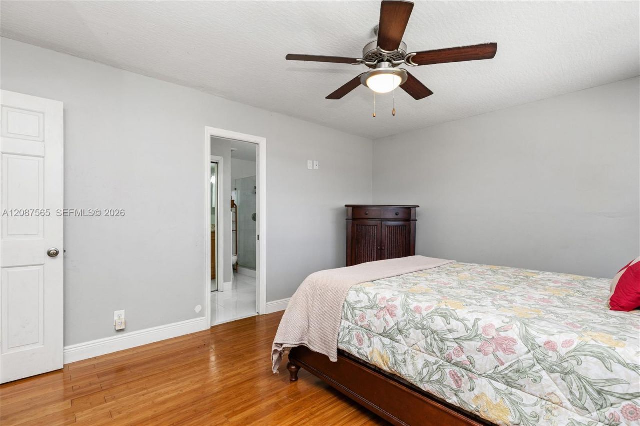 8005 SW 198th Ter, Cutler Bay, FL 33189 Photo