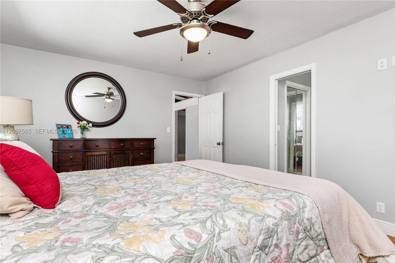 8005 SW 198th Ter, Cutler Bay, FL 33189 Photo