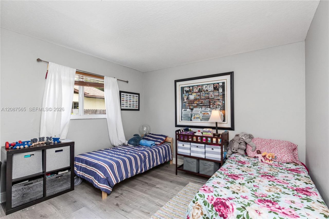 8005 SW 198th Ter, Cutler Bay, FL 33189 Photo