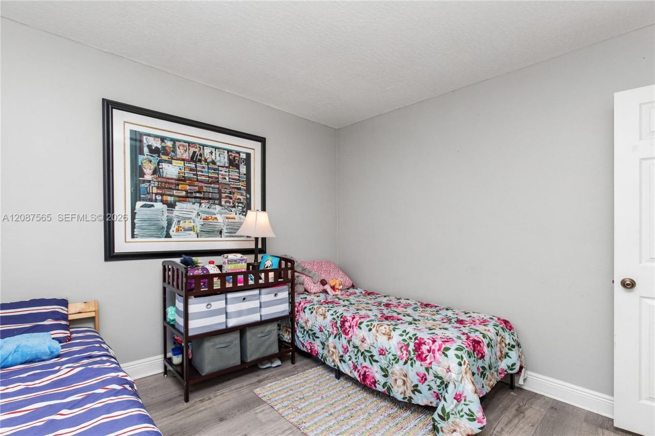 8005 SW 198th Ter, Cutler Bay, FL 33189 Photo
