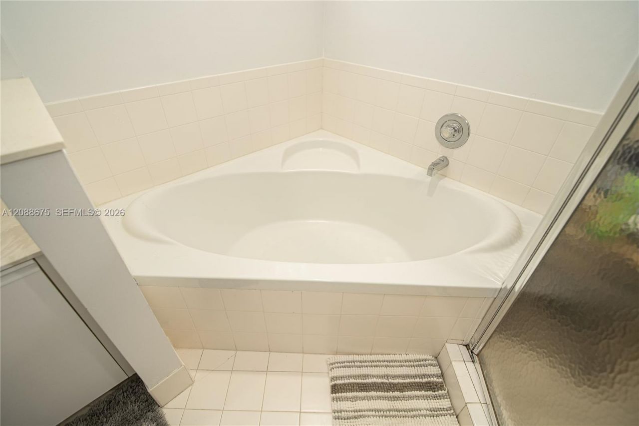 8434 NW 57th Dr, Coral Springs, FL 33067 Photo