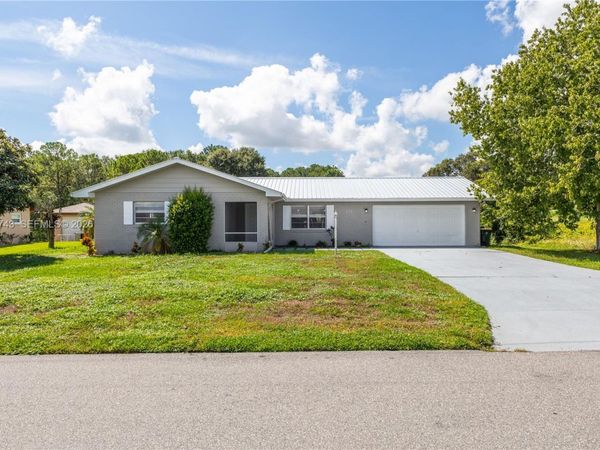 219 Cumquat Road NE, Lake Placid, FL 33852