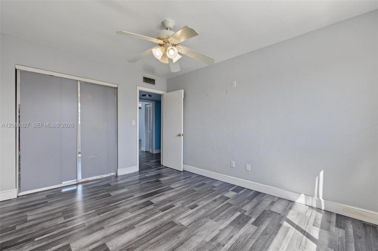 6905 W 2nd Way, Hialeah, FL 33014 Photo