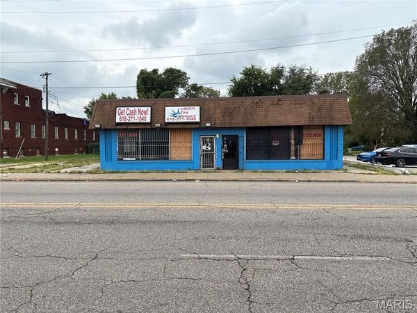2204 State Street, Belleville, IL 62205