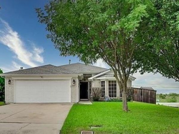 2633 Trabuco Canyon Road, Fort Worth, TX 76108