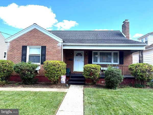 325 FRANKLIN STREET , CARLISLE, PA 17013