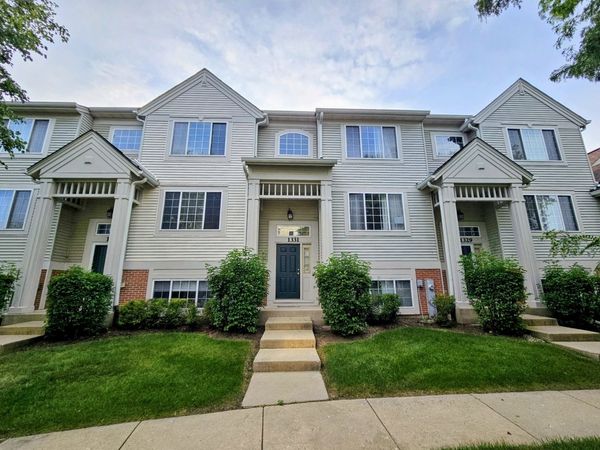 1331 NEW HAVEN Drive , Cary, IL 60013