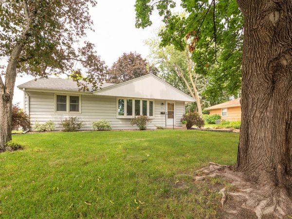 671 58th Avenue NE, Fridley, MN 55432