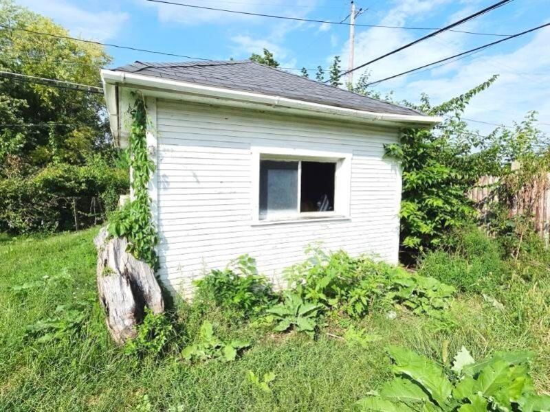 328 N Race Street, Springfield, OH 45504 Photo 11