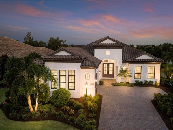 16606 BERWICK TERRACE, LAKEWOOD RANCH, FL 34202