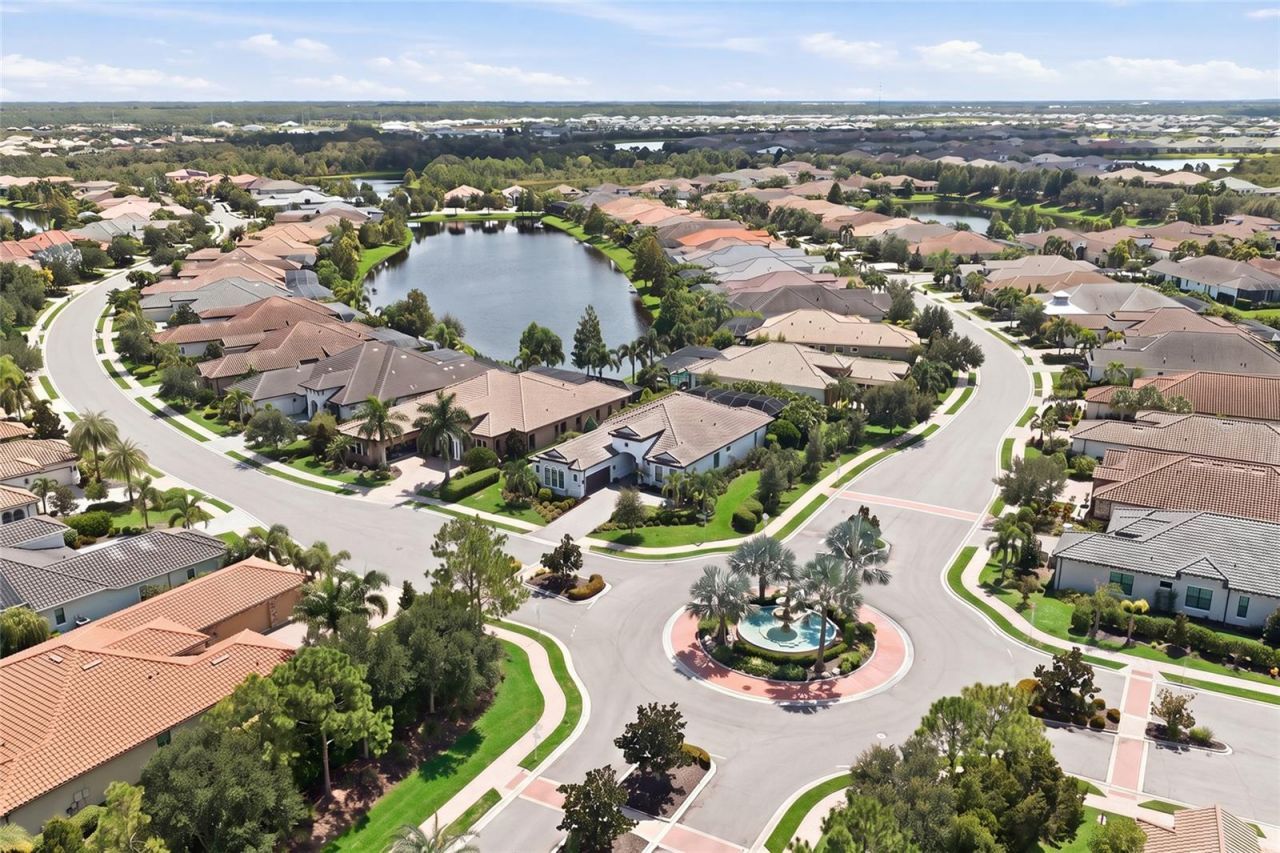 16606 Berwick Terrace, Lakewood Ranch, FL 34202 Photo