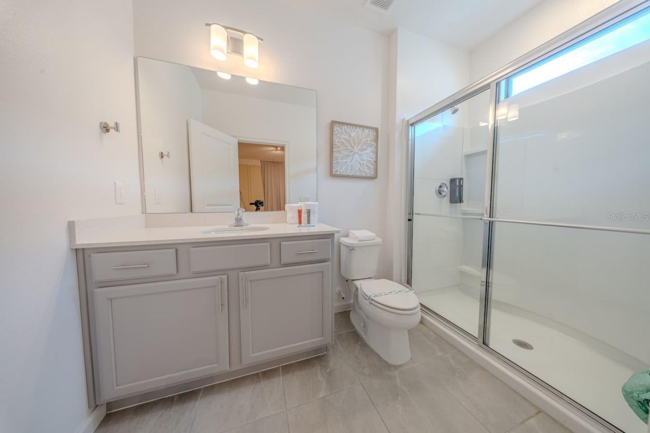 5863 High Seas Drive, Orlando, FL 32821 Photo