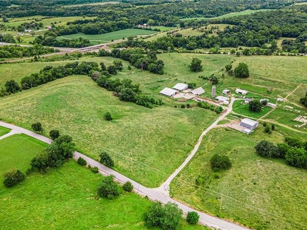 13920 Kansas Avenue, Bonner Springs, KS 66012