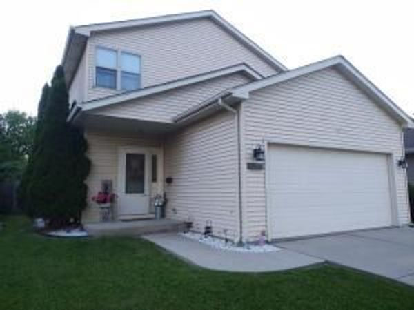 2024 Grove Ave, Racine, WI 53405