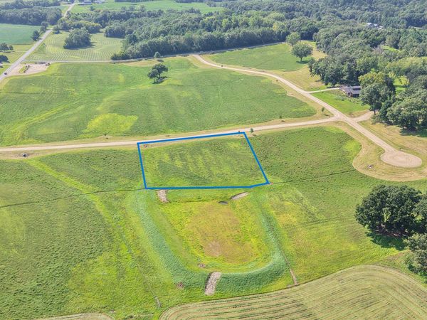 Lot 18 Runway Rd, Viroqua, WI 54665