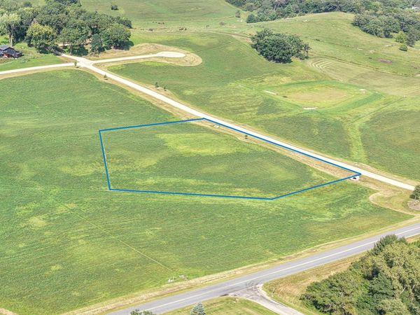 Lot 4 Runway Rd, Viroqua, WI 54665