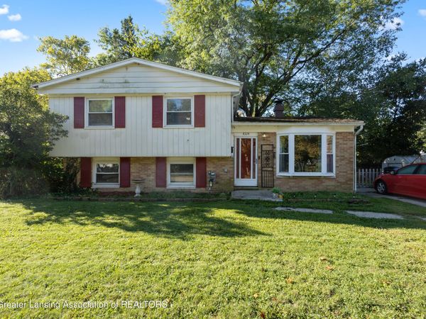 4324 Brighton Drive, Lansing, MI 48911