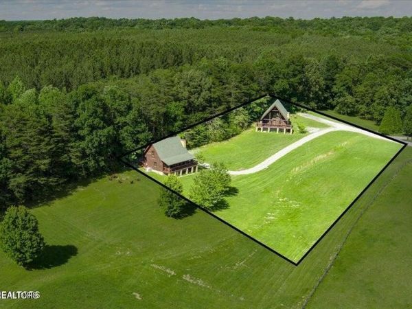 101102 Meadow view Lane, Spencer, TN 38585