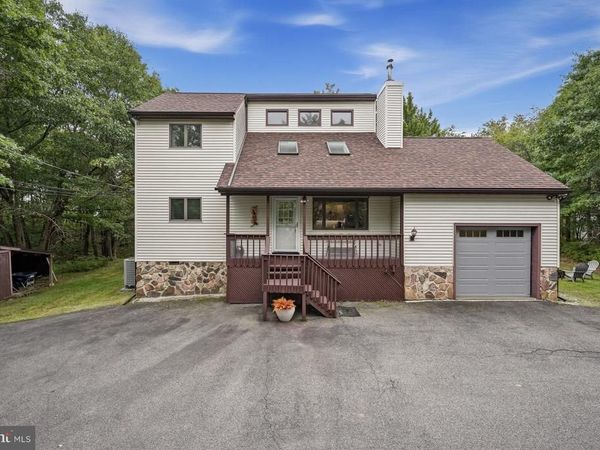 1298 GLADE DRIVE S , LONG POND, PA 18334